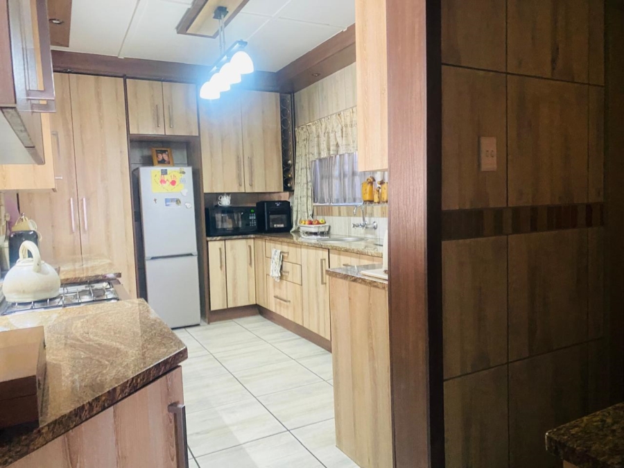4 Bedroom Property for Sale in Sasolburg Ext 11 Free State